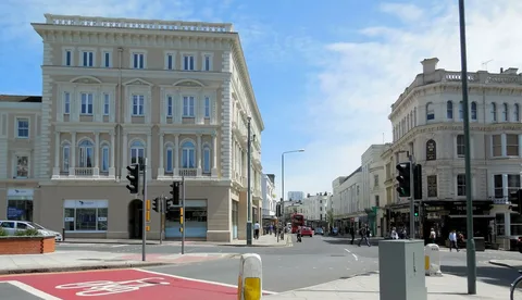 7 Things to Do in Hove, England: The Ultimate Guide